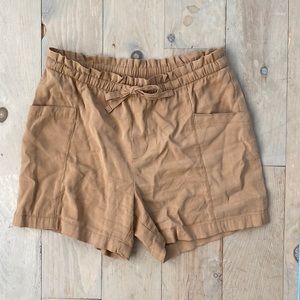 Paper bag shorts